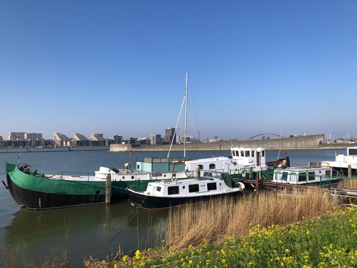 Floating B&B Amsterdam Luaran gambar