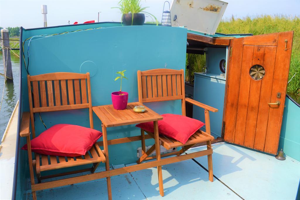 Floating B&B Amsterdam Luaran gambar